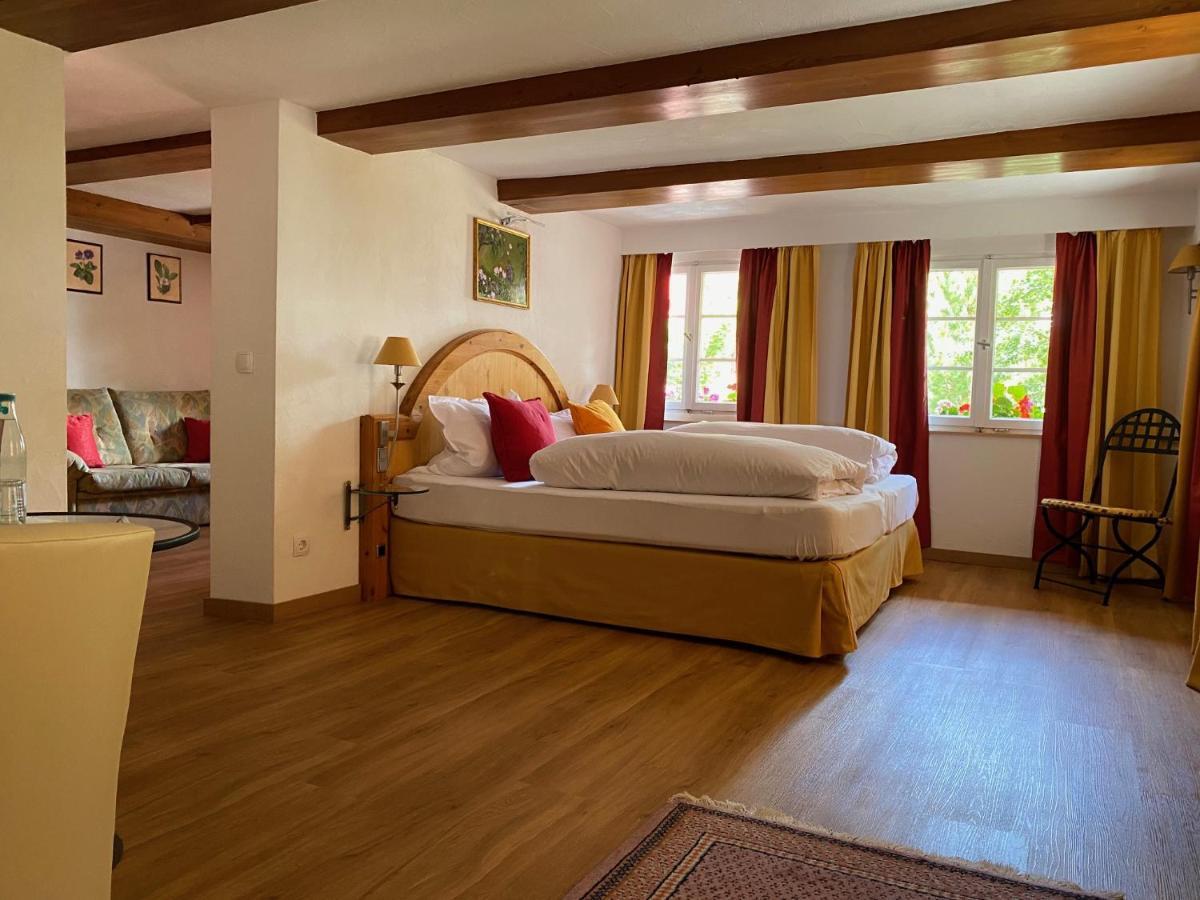 Hotel Hirschen Menzenschwand Ngoại thất bức ảnh